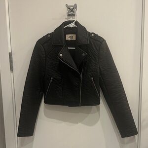 Jack by BB Dakota Women's Cropped Black Faux Leather Jacket